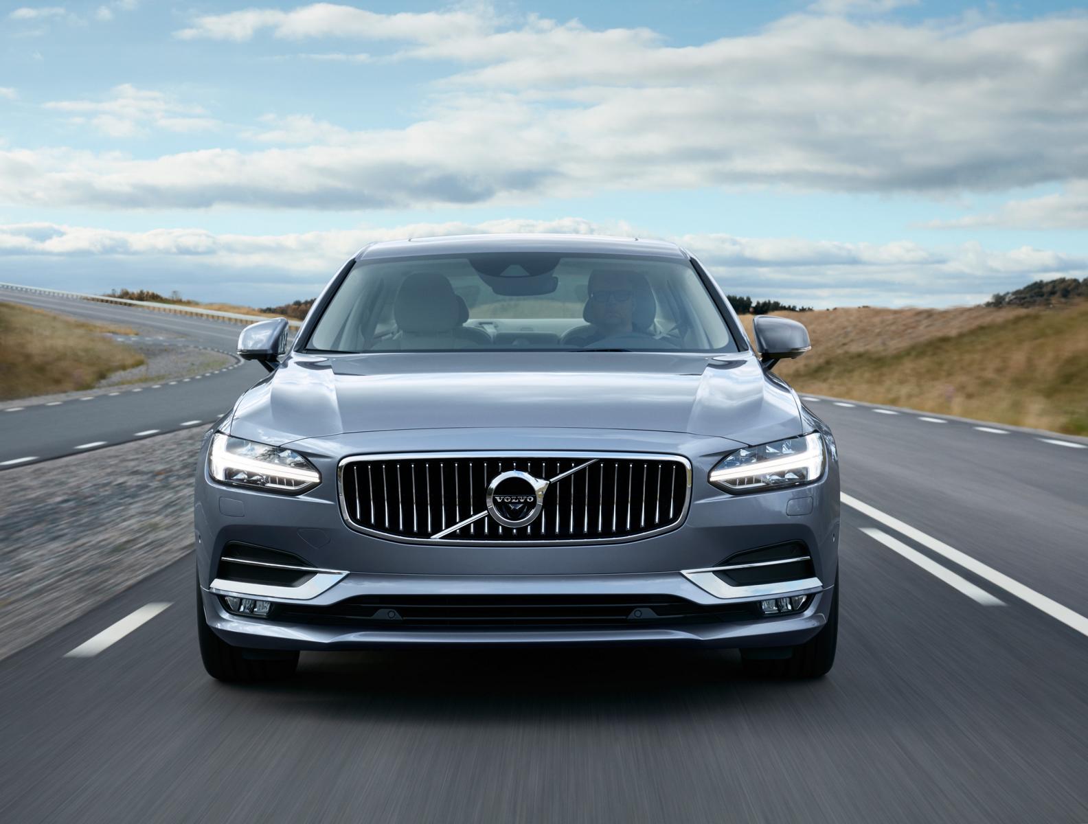 K1600 170165 Location Volvo S90 Front Mussel Blue