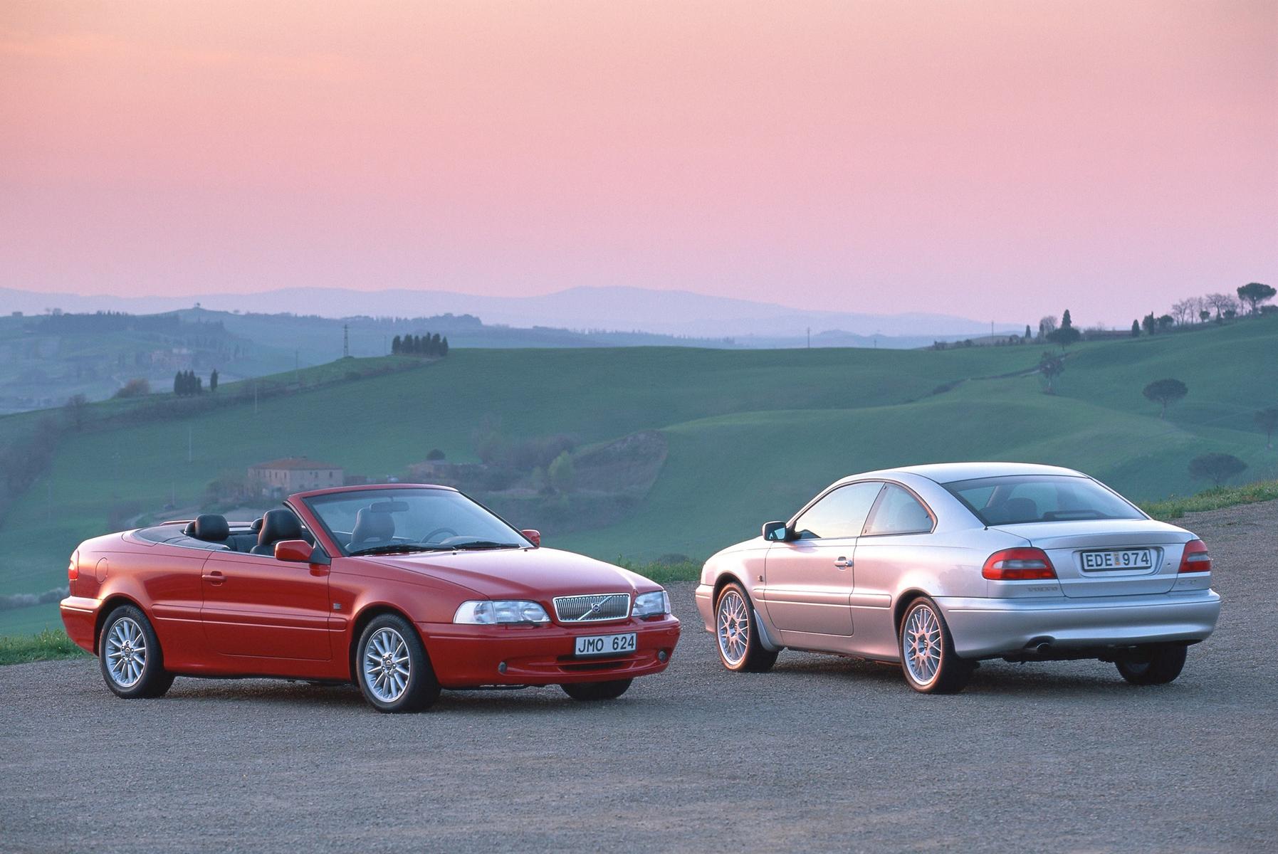 K1600 61356 Volvo C70 Cabrio links und Volvo C70 Coup rechts ab 1997