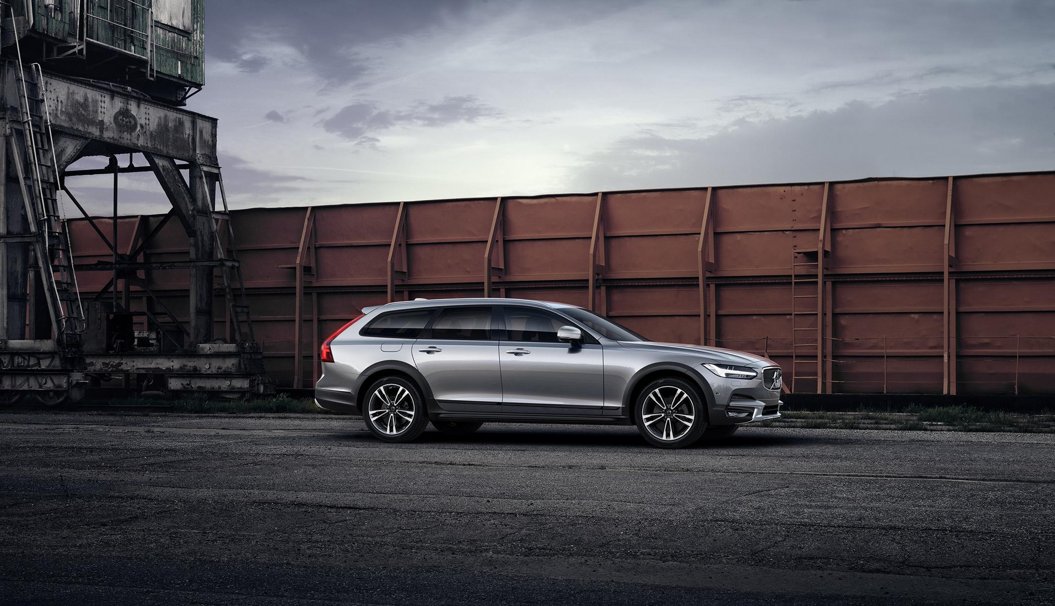 K1600 201445 Volvo V90 Cross Country mit Polestar Performance Optimierung