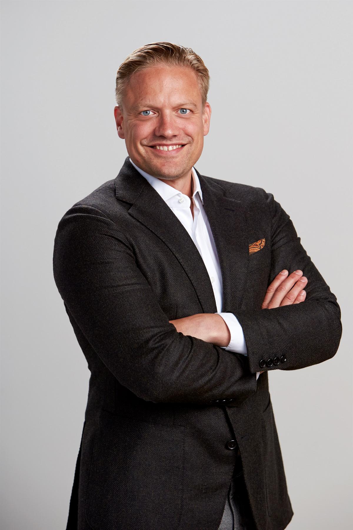 K1600 199500 Henrik Green Senior Vice President Research Development