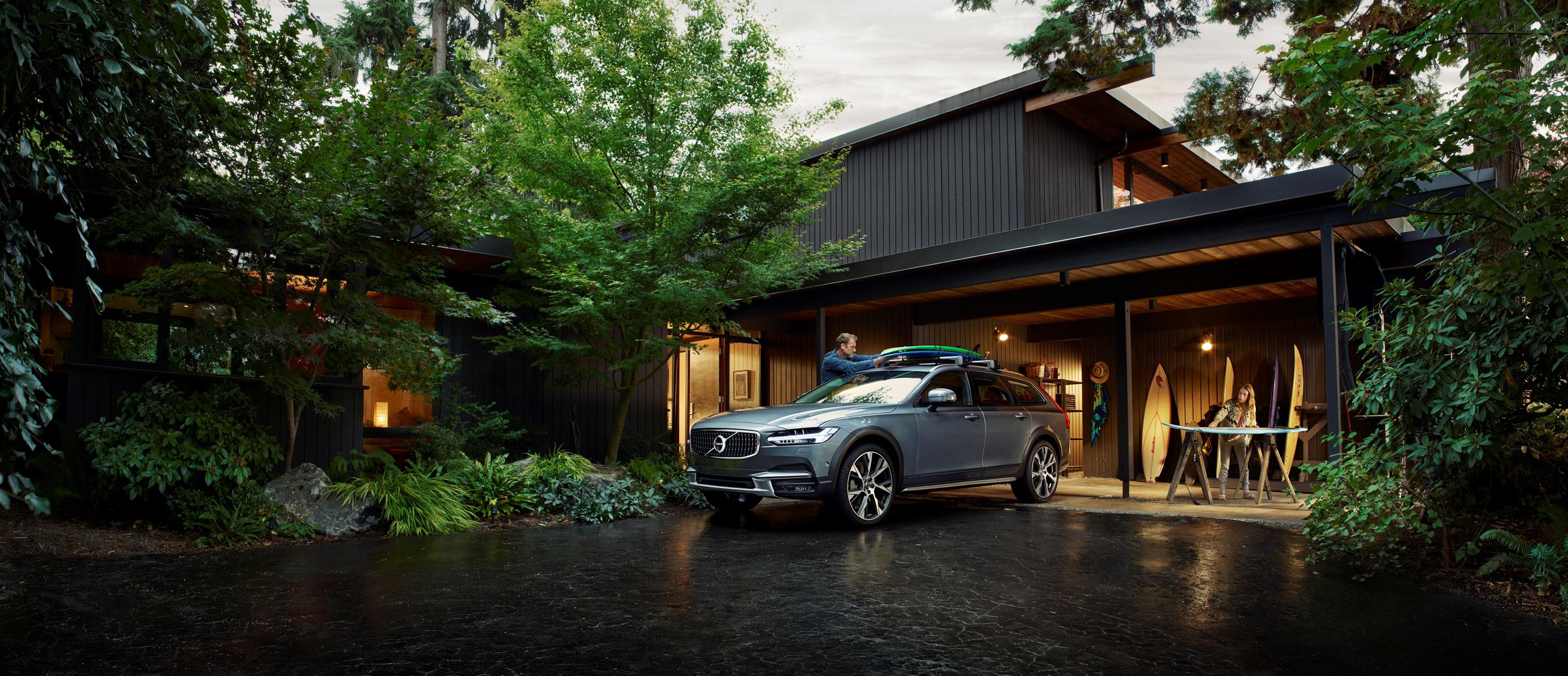 K1600 203046 Volvo V90 Cross Country
